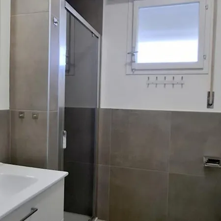 Relaxing Flat Just 50 Meters From The